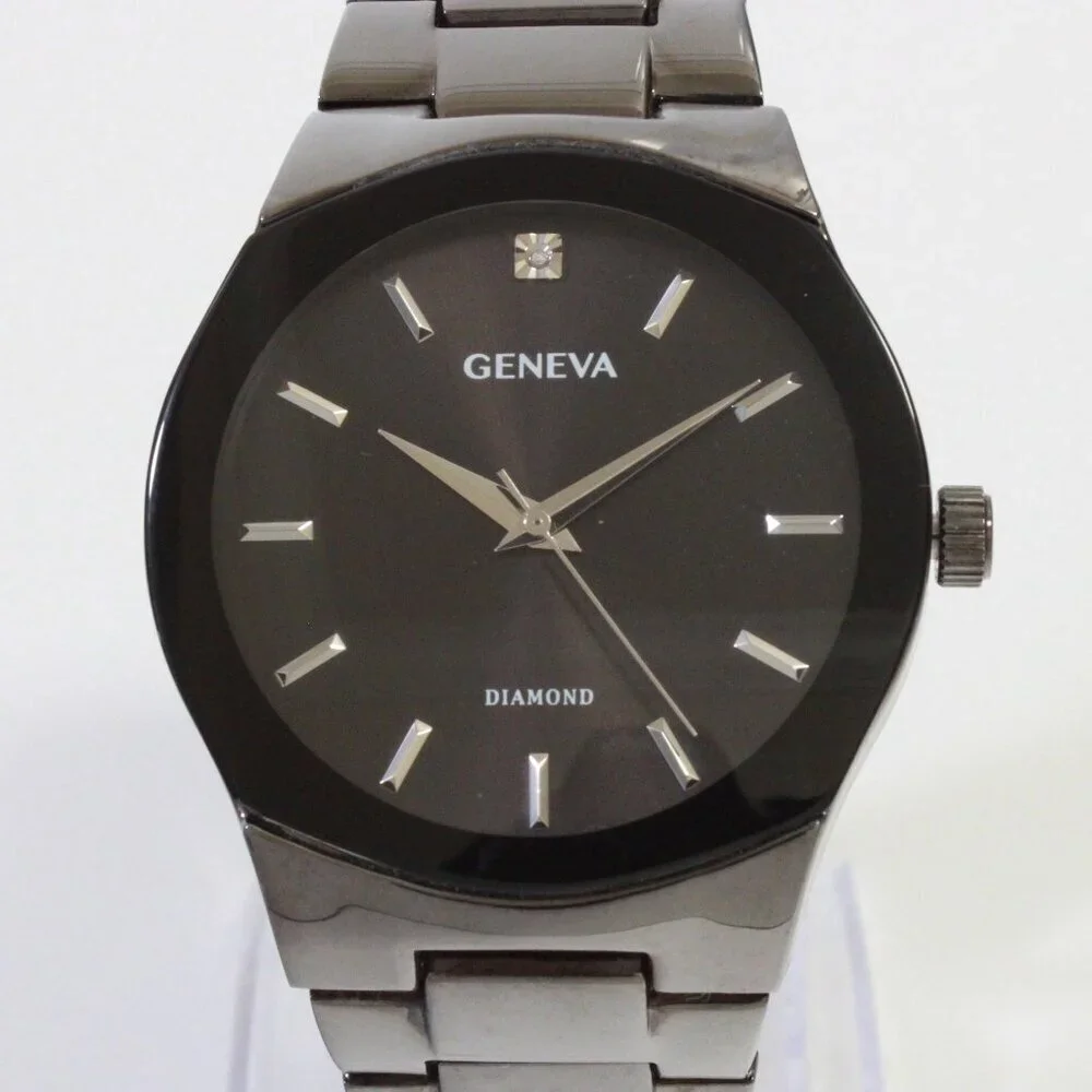 Geneva Men's Casual Watch Diamond At 12 Integrated Bracelet 42mm